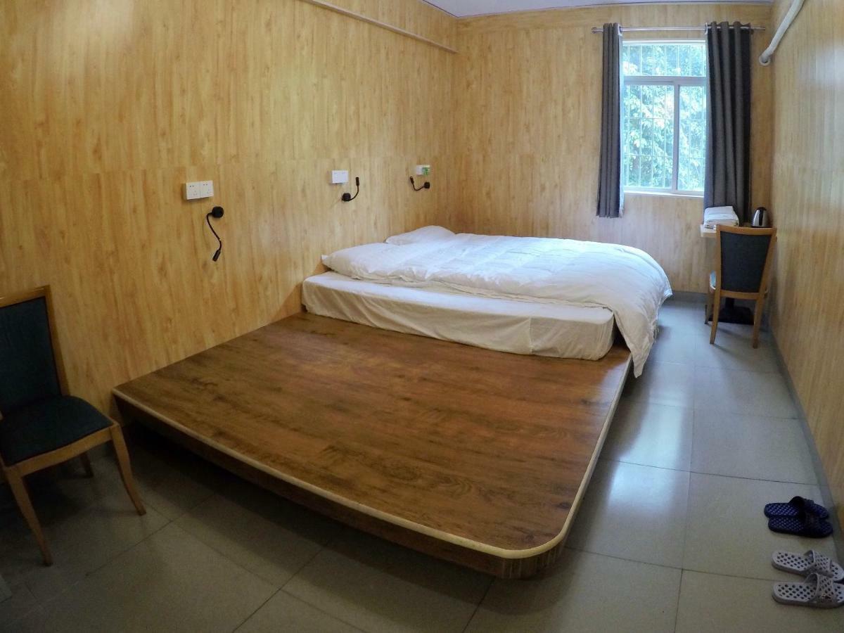 Dong Shan Gaga Hostel Kanton Zewnętrze zdjęcie